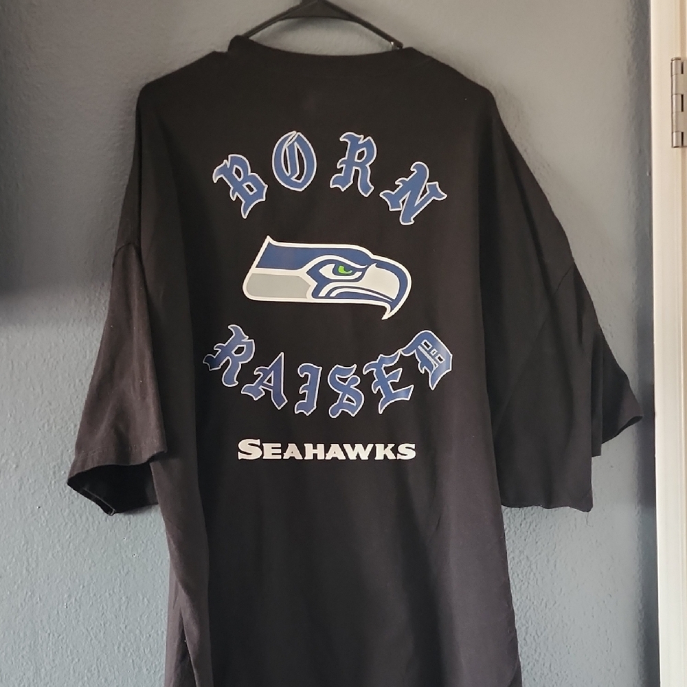 BORN X RAISED Seahawks Tee